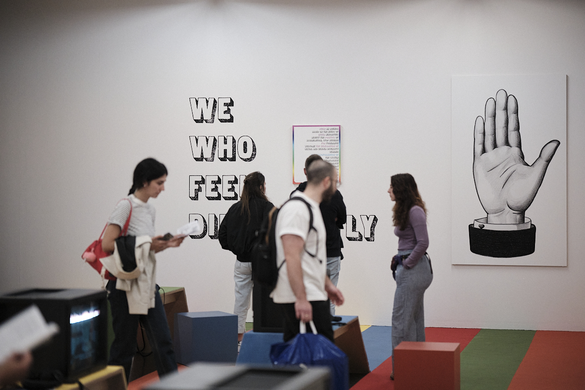 Més hores de llum, més temps per a tu. Estiu al MACBA. Deixa’t sorprendre per les seves exposicions.