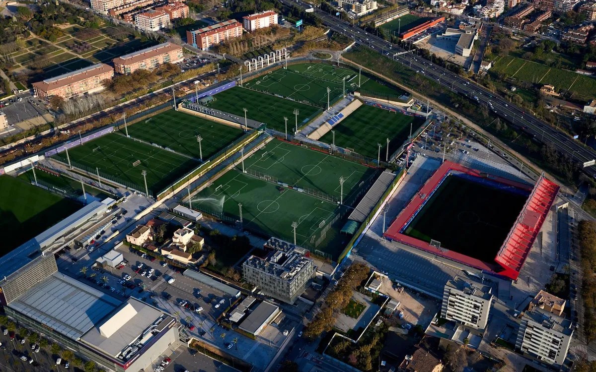 Visita "Players Experience - Ciutat Esportiva del F.C.Barcelona Joan Gamper"