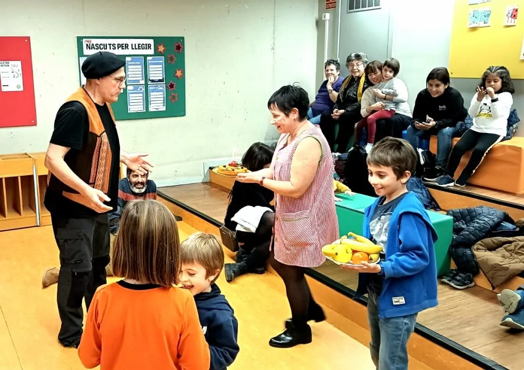 Contacontes '“Casos e Cousas”: un viatge ple d’imaginació a través d’històries i contes en gallec i català'