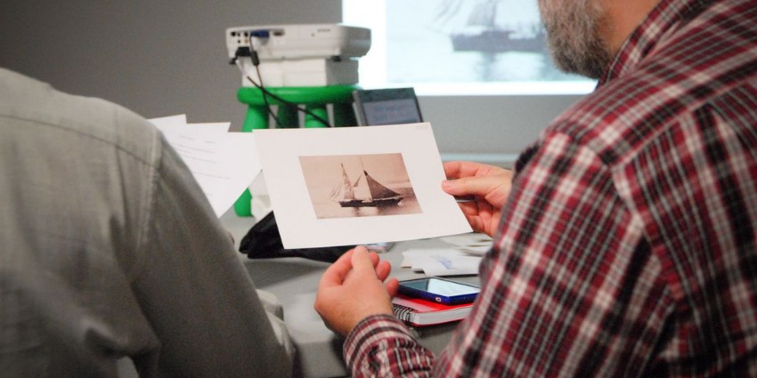 Sessions d’identificació de fotografies navals