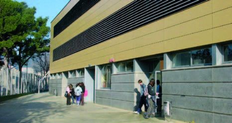 Patis escolars oberts al barri durant les vacances d'estiu - Institut Josep Pla