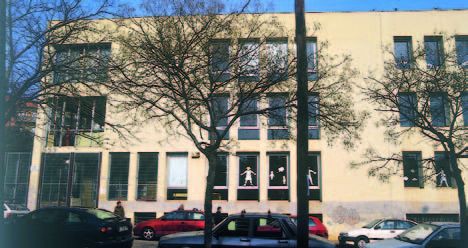 Patis escolars oberts al barri durant les vacances d'estiu - Escola Mercè Rodoreda
