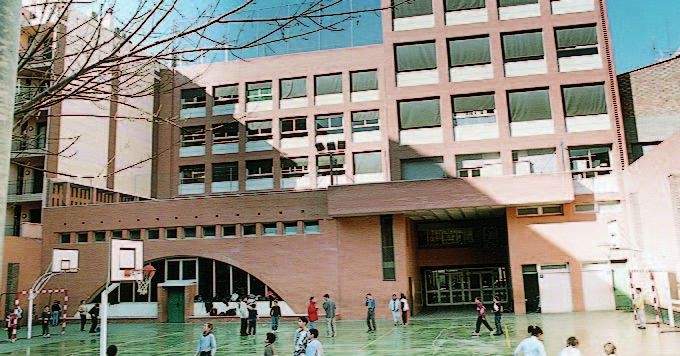 CASAL D'ESTIU ESCOLA AURÓ - ASSOCIACIÓ ESPORTIVA L'EIXAMPLE - De 3 a 12 anys - Escola Auró