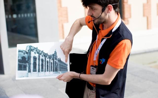 Visita dinamitzada 'El museu amagat. Visita familiar a l'arquitectura del Museu de la Ciència CosmoCaixa'