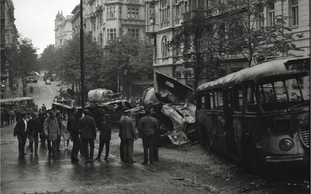 Conferència '1968: París i Praga', a càrrec de Ramón González Férriz