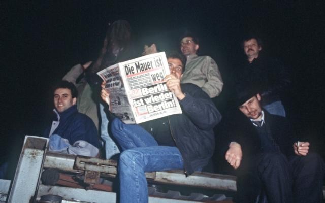 Conferència '1989-1991: el col·lapse d’un sistema', a càrrec de Monika Zgustova