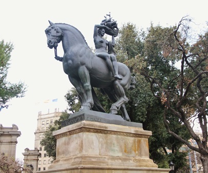 Visita guiada per a grups 'La Barcelona de Frederic Marès. Itinerari per la ciutat de Barcelona a través de les obres públiques de l'escultor'