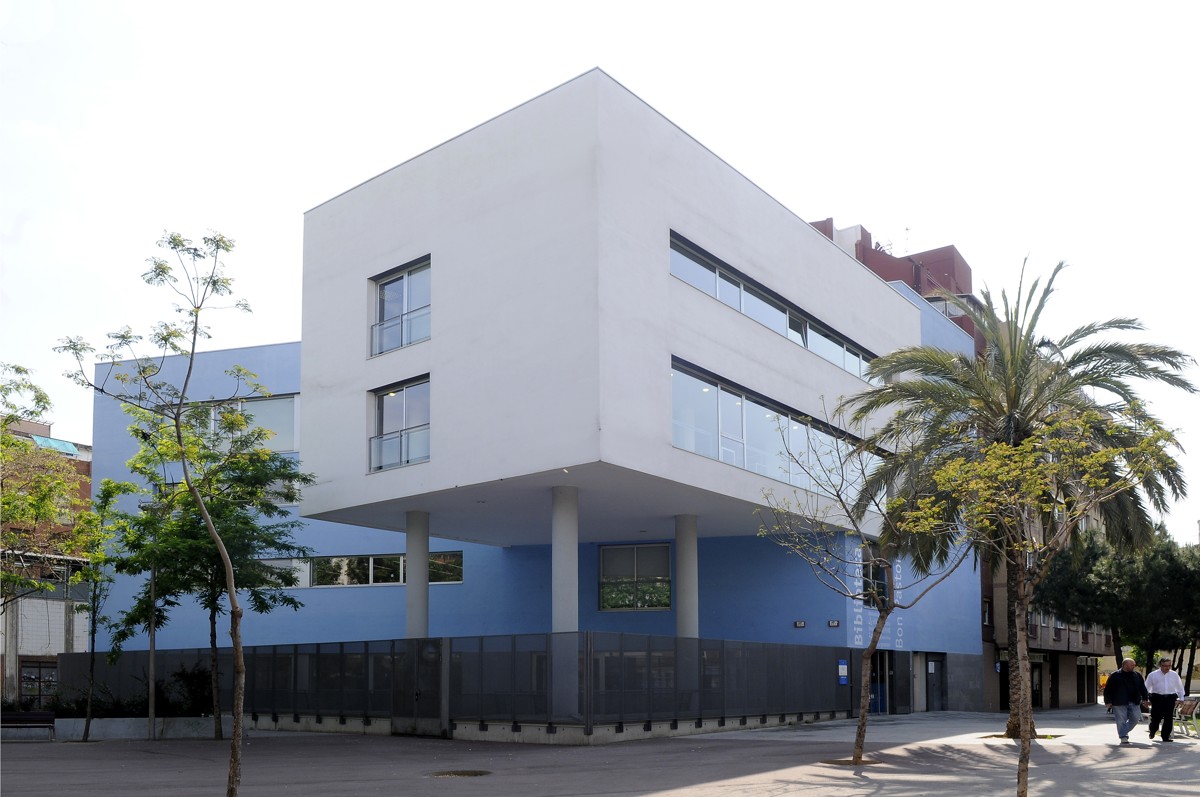 Exposició 'Aparador de llibres d'òpera'