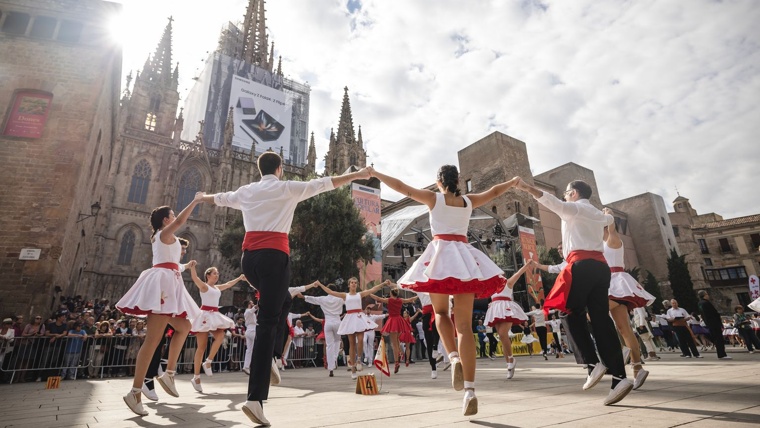 Bild zu 76è Concurs de Colles de Sardana Esportiva in Avinguda de la Catedral 1.