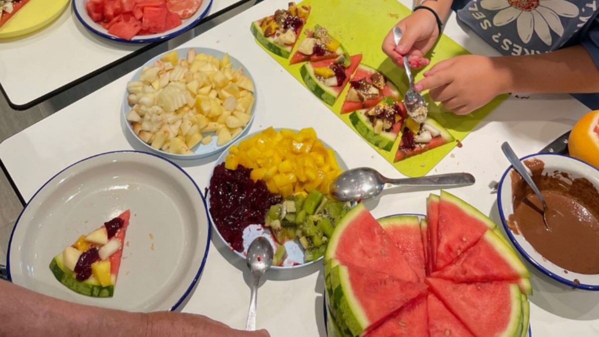 Workshop 'Let's make a very original snack'