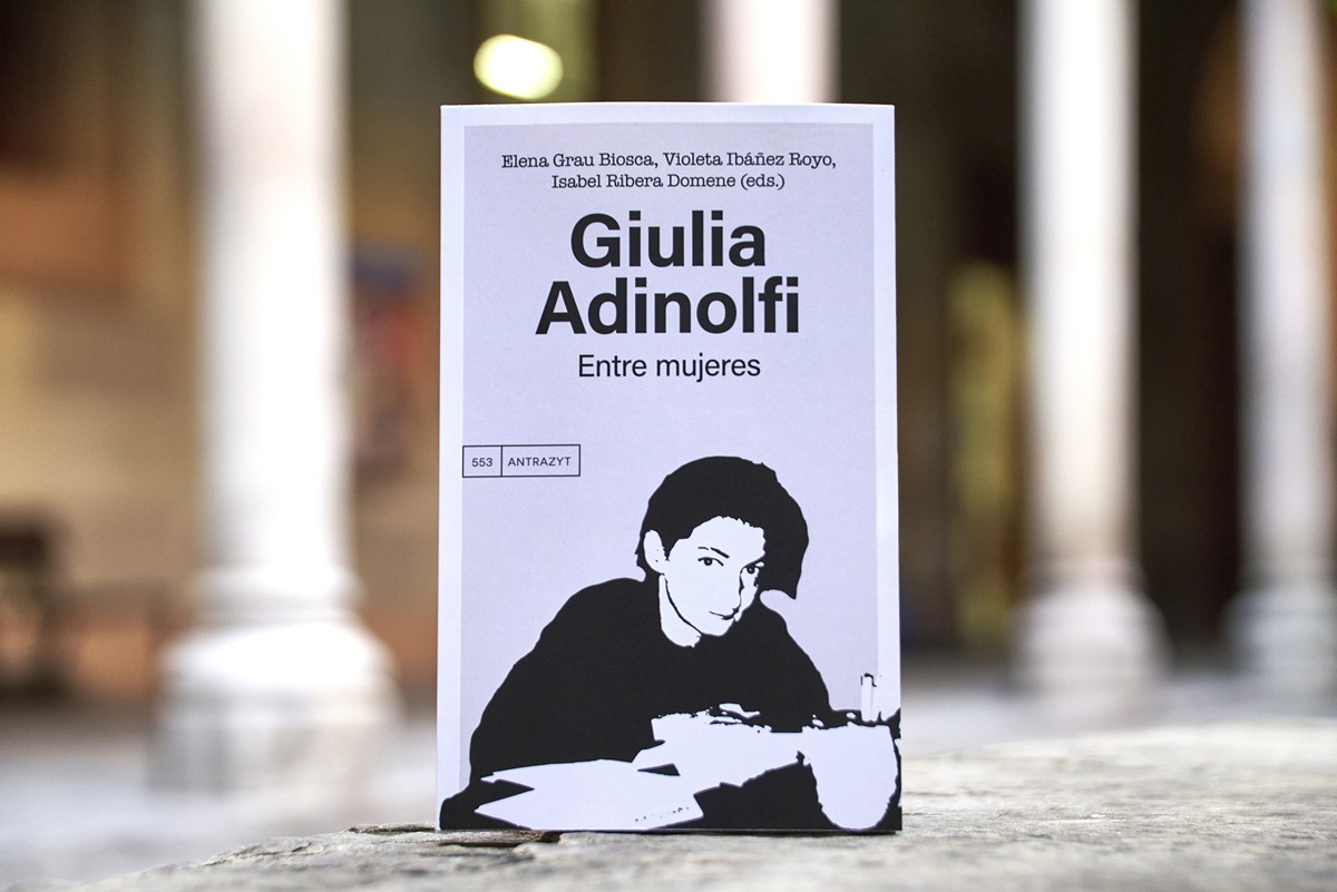 Presentació de "Giulia Adinolfi. Entre mujeres"