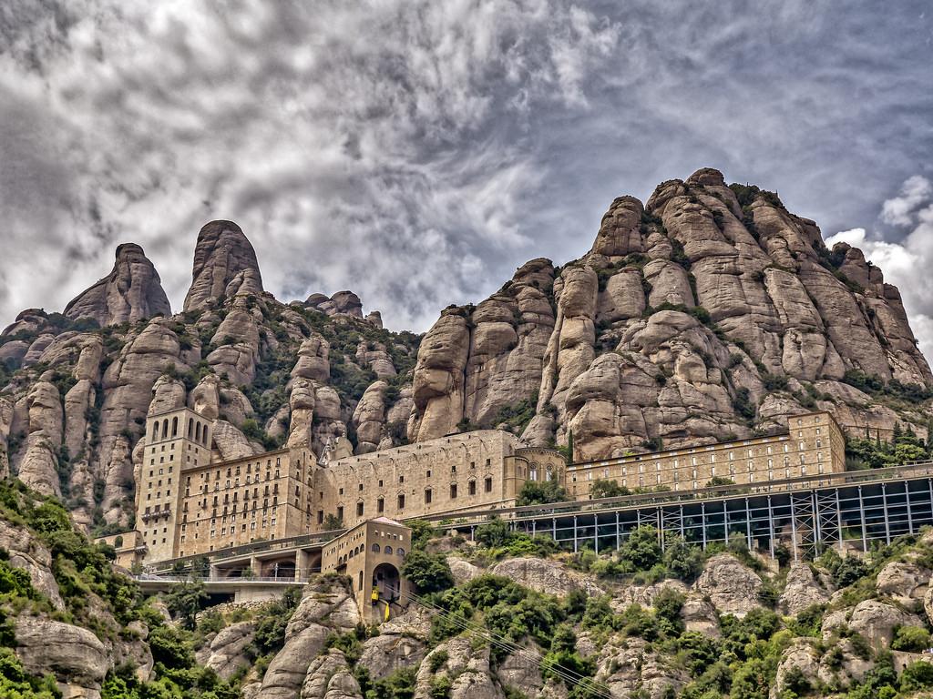 XV Pujada a peu de Sarrià a Montserrat