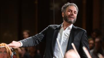 Concert "‘El llac dels cignes’ i ‘El trencanous’", amb Vicent & ADDA Simfònica Alicante