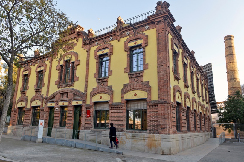 Visita 'La Fàbrica del Sol, pam a pam'