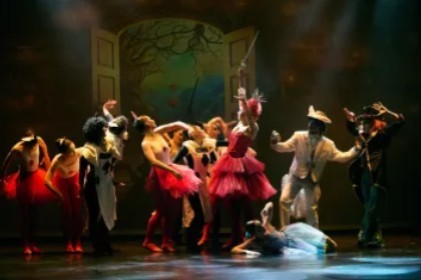 Espectacle familiar "Alícia al país de les meravelles", a càrrec de la Cia. BCN City Ballet
