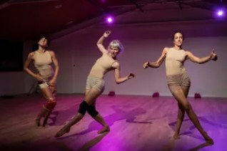 Espectacle "Alien", de la Cia. El Desvío
