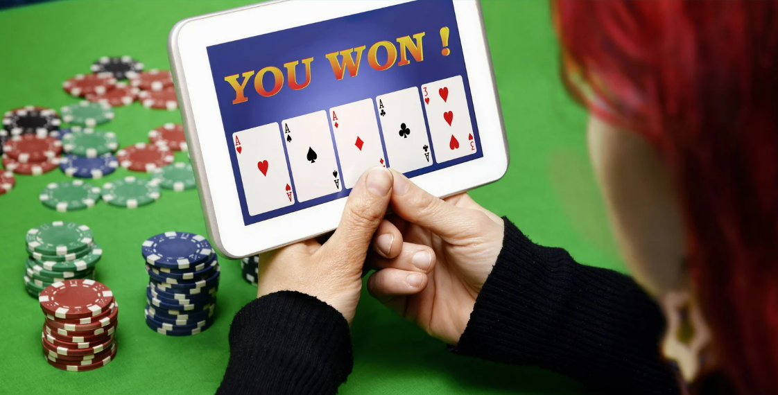 Jocs d’apostes online en adolescents i joves.