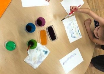 Taller familiar 'Pintures naturals'