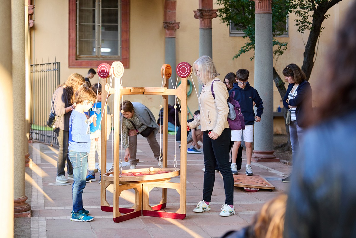 Taller familiar 'Vine a jugar al MAC'