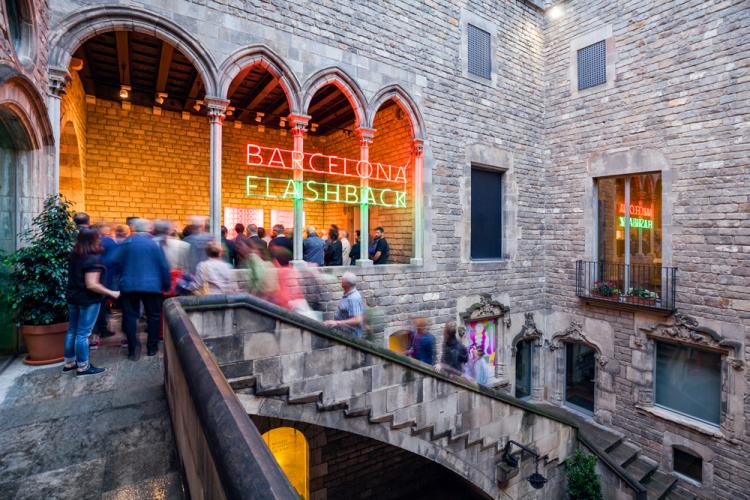 Visita comentada a l’exposició 'Barcelona Flashback. La vida a la ciutat a través dels objectes'