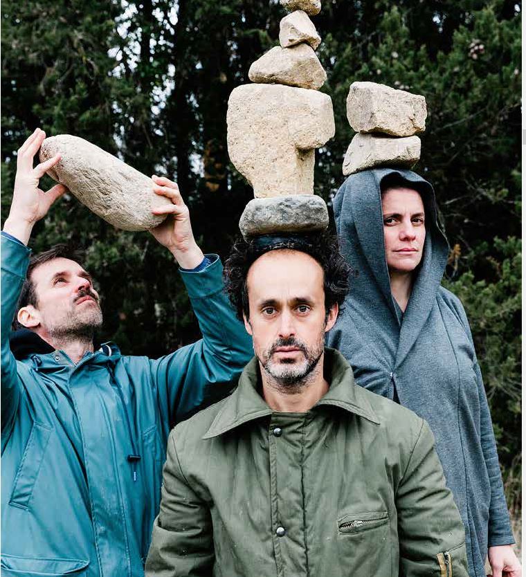 Espectacle "La Pedra de Fusta", a càrrec de la Companyia de Circ “eia”