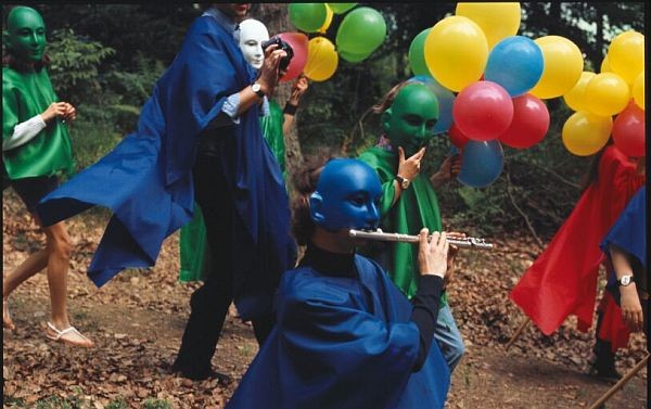 "MURMURIS".  Dotze accions especulatives per l’Any Trenta