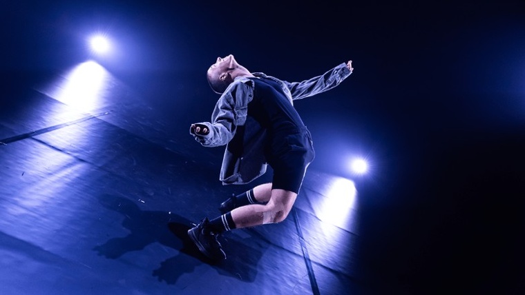 Bild zu Teatre "No Gender", a càrrec d'Odin Maldonado in Carrer de les Flors 22.