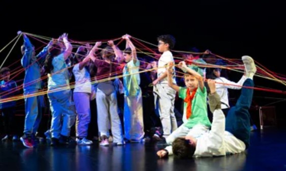 Espectacle familiar "El nostre refugi galàctic", amb AzkonaToloza